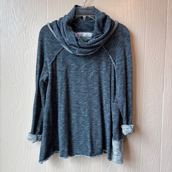 Free People Beach One Body UN Corps Two-Toned Top - Picture 2 of 9